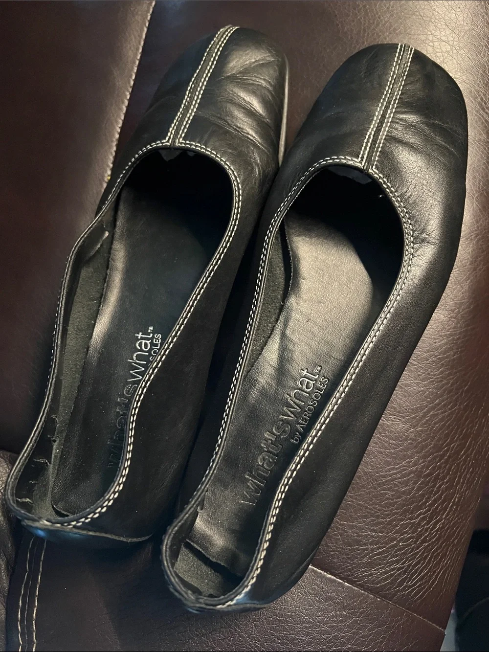 AEROSOLES sleek black